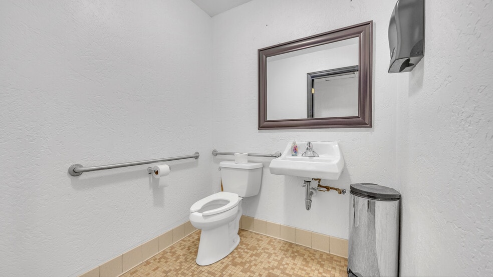 More Photos Of 931 N 8th St, Sheboygan Apartments For Lease