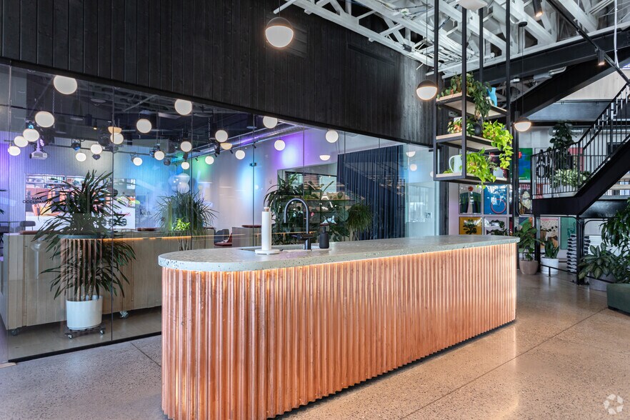 More Photos Of 412 W Rivers Edge Dr, Provo Coworking Space