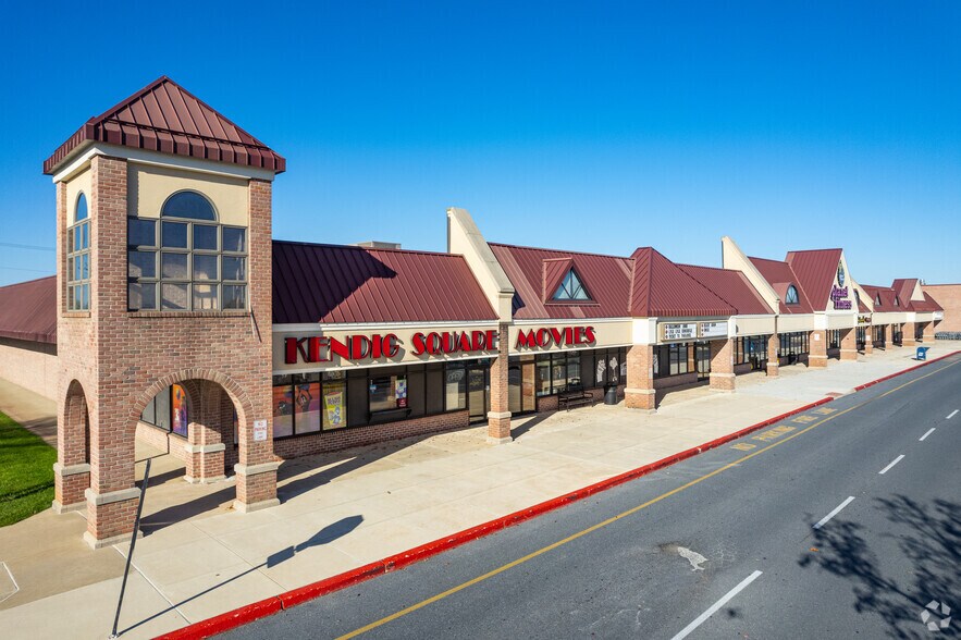 More Photos Of 2600 Willow Street Pike N, Willow Street Freestanding For Lease