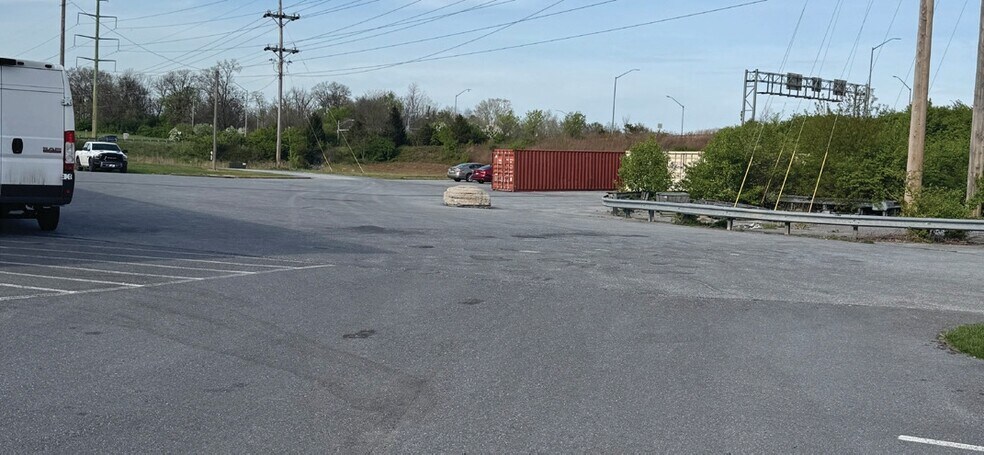 More Photos Of 30 Monocacy Blvd, Frederick Land For Lease