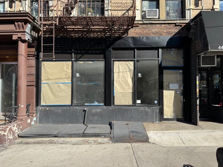 More Photos Of 442 Lorimer St, Brooklyn Apartments For Lease