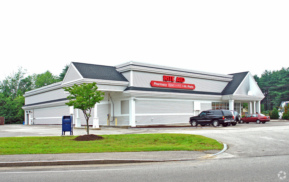 More Photos Of 341 High St, Somersworth Drugstore For Sale