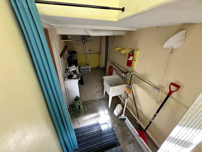 More Photos Of 4928 W 29th Ave, Denver Storefront Retail Office For Lease