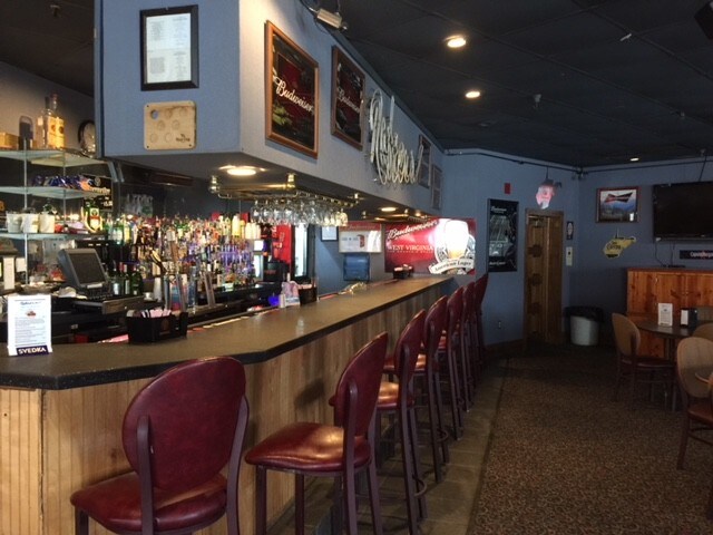 More Photos Of 340 Oyler Ave, Oak Hill Hotel For Lease