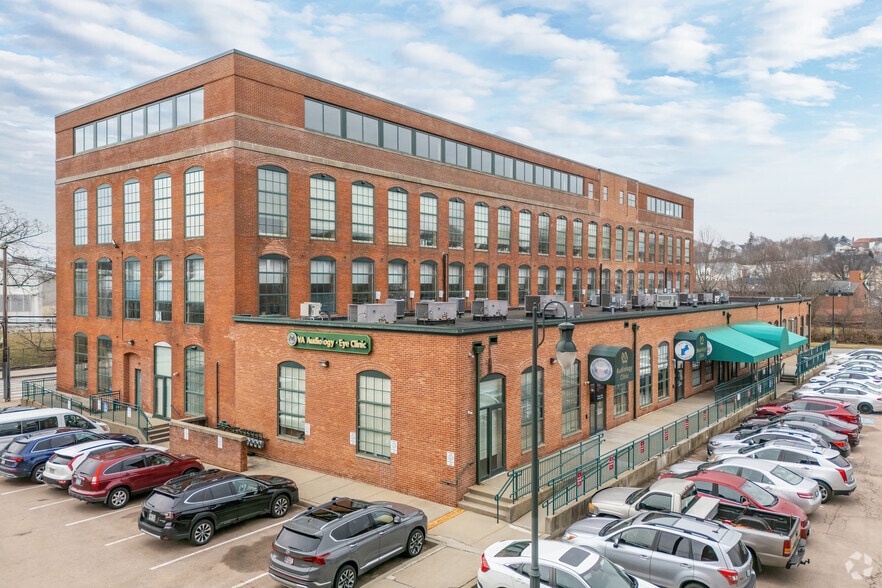 More Photos Of 325 Valley St, Providence Unknown For Lease