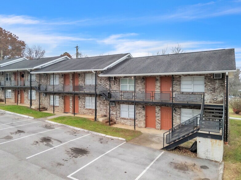 More Photos Of 3014 Forestdale Ave, Knoxville Apartments For Sale