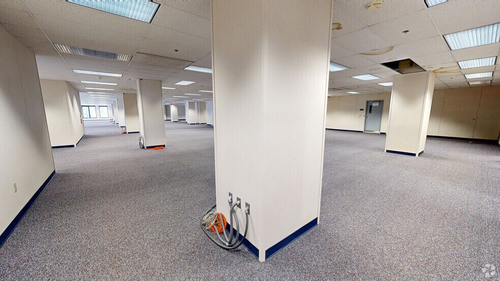 More Photos Of 319 Washington St, Johnstown Office For Sale