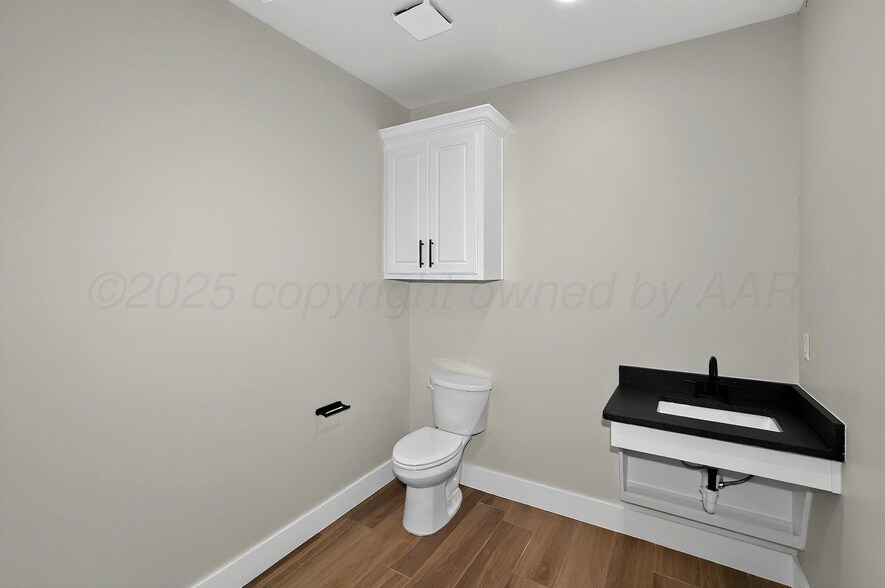 More Photos Of 8581 Cargo Ln, Amarillo Flex For Sale
