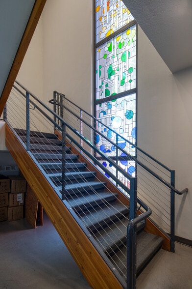More Photos Of 815 S St, Sacramento Office For Sale