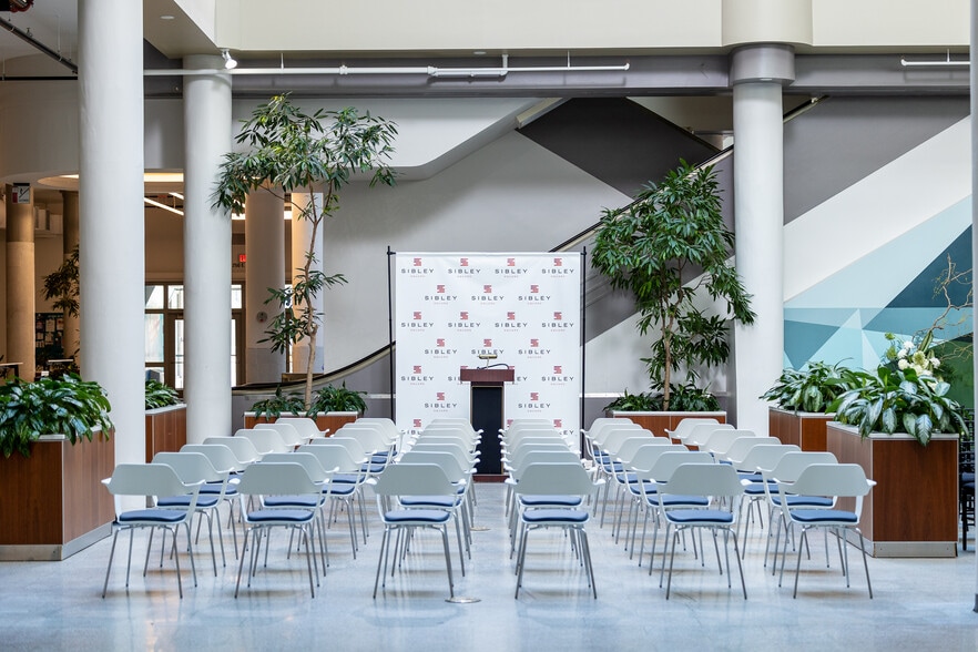 More Photos Of 260 E Main St, Rochester Medical For Lease