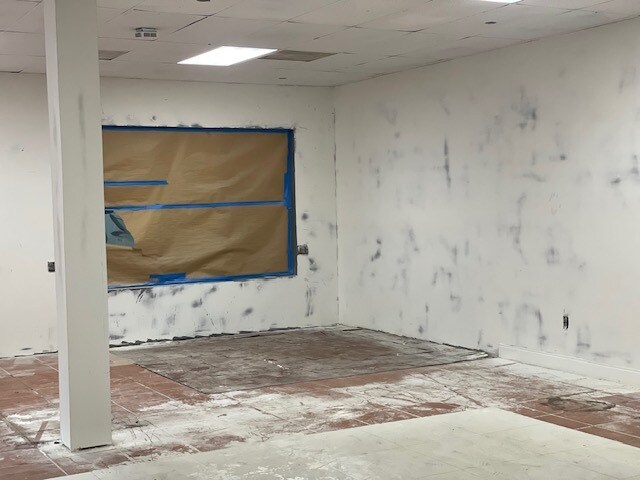 More Photos Of 12393-12399 Pembroke Rd, Pembroke Pines Unknown For Lease