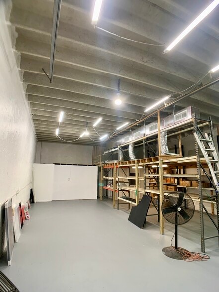 More Photos Of 676 NW 23rd St, Miami Warehouse For Lease