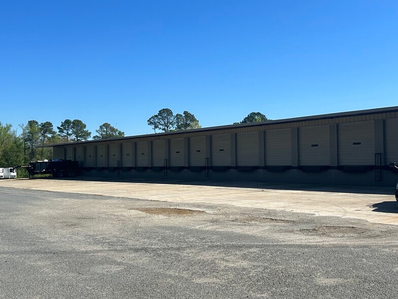 More Photos Of 9622 I 30, Little Rock Distribution For Sale