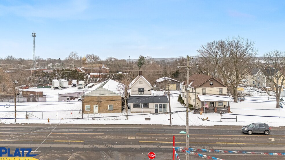 More Photos Of 1528 Mahoning Ave, Youngstown Freestanding For Sale