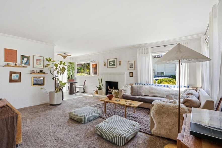 More Photos Of 428-438 Rosemont St, La Jolla Apartments For Sale
