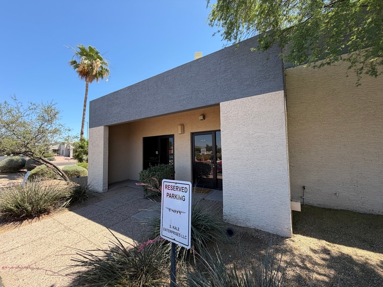 Primary Photo Of 7745 E Redfield Rd, Scottsdale Warehouse For Sale