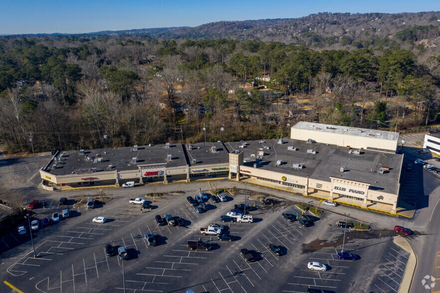 More Photos Of 1550 Montgomery Hwy, Birmingham Restaurant For Lease