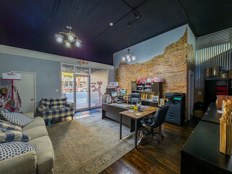 More Photos Of 105-111 W Central, Valdosta Storefront Retail Office For Sale