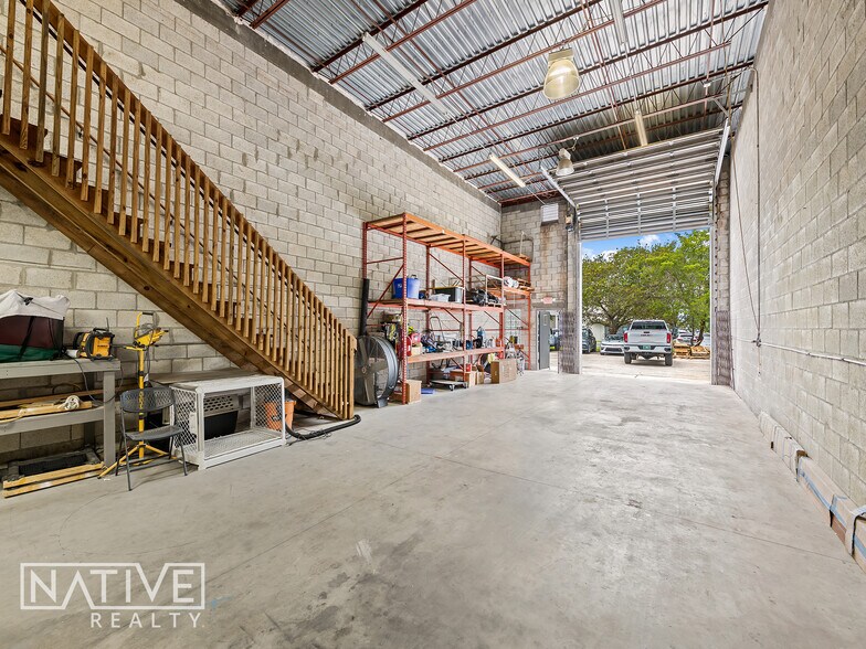 More Photos Of 2365 SW 34th St, Fort Lauderdale Warehouse For Sale