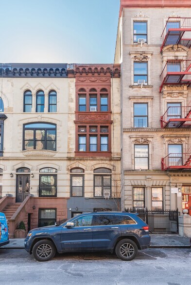More Photos Of 220 W 122nd St, New York Apartments For Sale