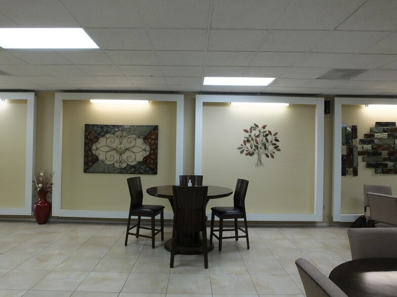 More Photos Of 44143-44147 20th St W, Lancaster Medical For Sale