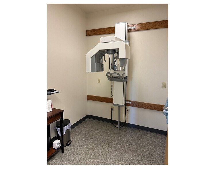 More Photos Of 2848 Cottage Grove Rd, Cottage Grove Medical For Lease