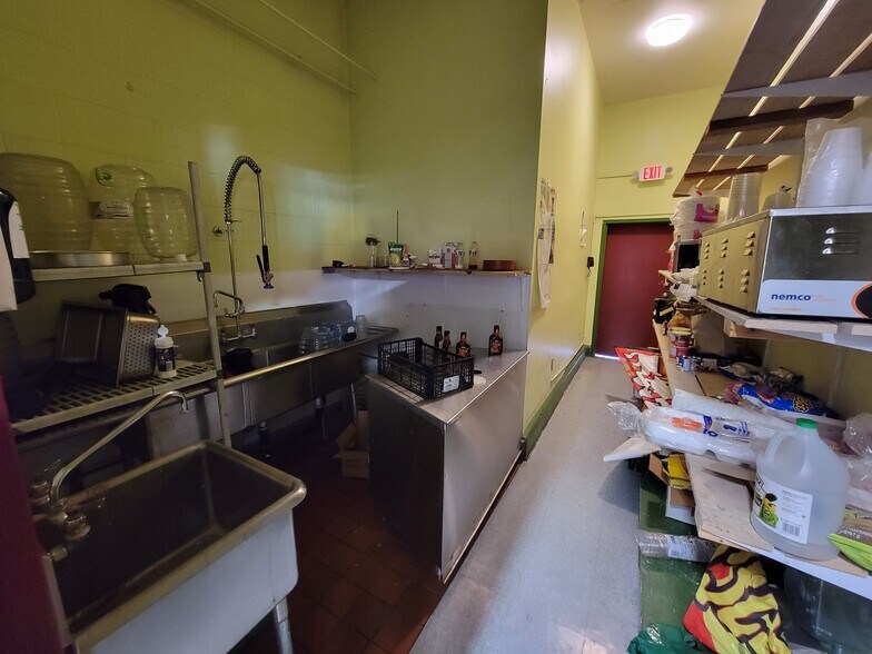 More Photos Of 575 1st St, Gilroy Restaurant For Sale