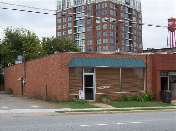 More Photos Of 512-514 W Green St, High Point Freestanding For Lease