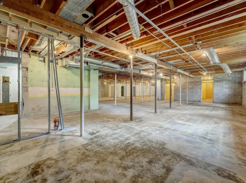 More Photos Of 1671 Summit Ave, Saint Paul Religious Facility For Sale