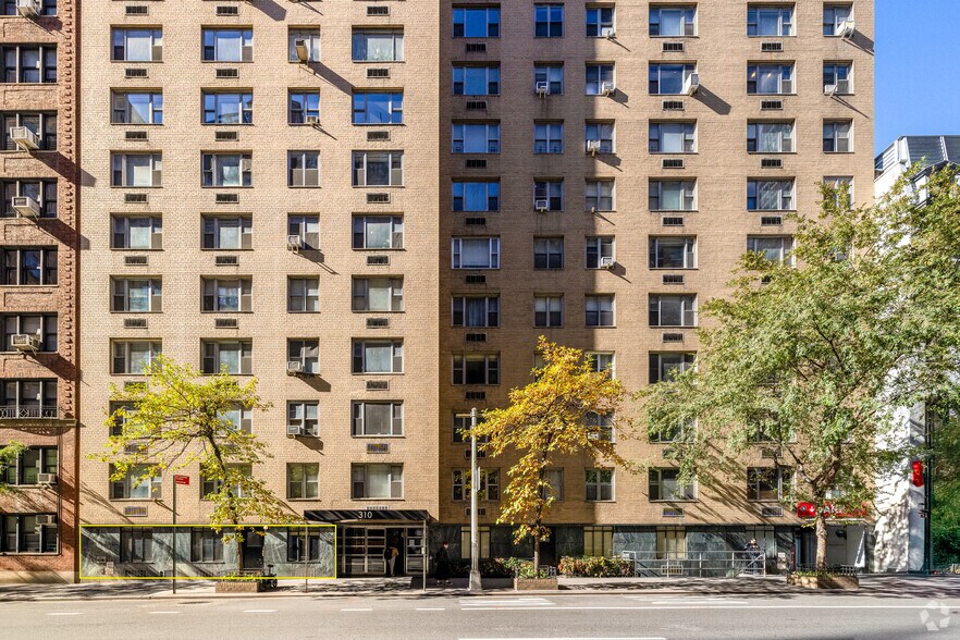 More Photos Of 310 Lexington Ave, New York Apartments For Sale