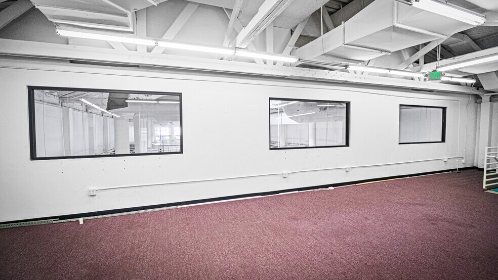 More Photos Of 236-242 Pine Ave, Long Beach Storefront Retail Office For Lease