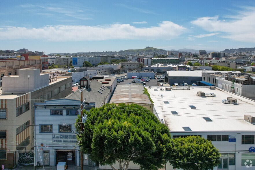 More Photos Of 2757 16th St, San Francisco Warehouse For Lease