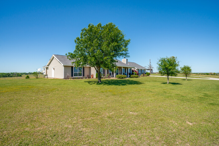 Primary Photo Of 300 VZ County Road 4718, Murchison Land For Sale