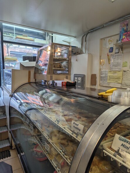 More Photos Of 858 Eighth Ave, New York Apartments For Lease