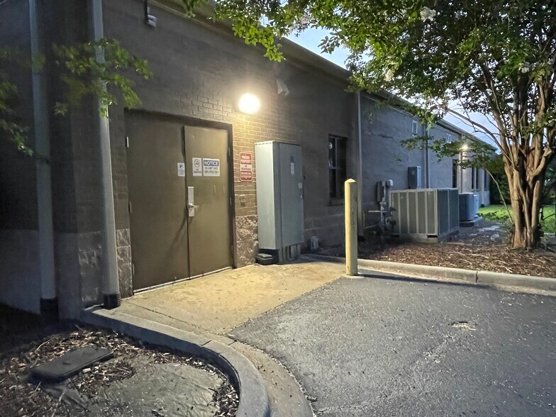 More Photos Of 1308 S 4th St, Hartsville Medical For Lease