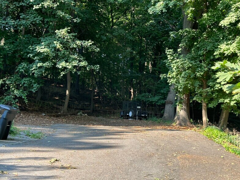 More Photos Of 10 Dickinson, Yonkers Land For Sale