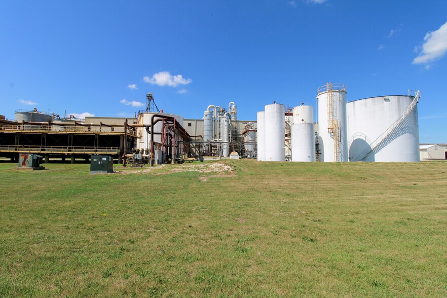 More Photos Of 6059 159th St, Galva Food Processing For Sale