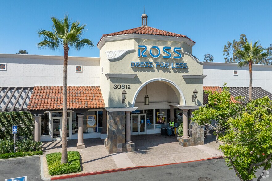 More Photos Of 30602-30616 Santa Margarita Pky, Rancho Santa Margarita Department Store For Lease