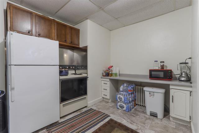 More Photos Of 401-405 S Central Ave, Marshfield Storefront For Sale