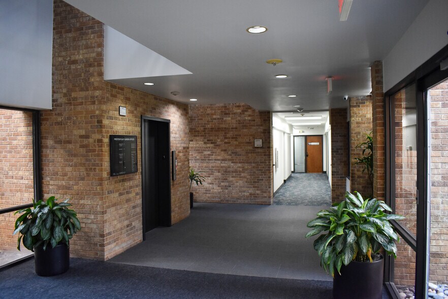 More Photos Of 12700 Preston Rd, Dallas Office For Lease