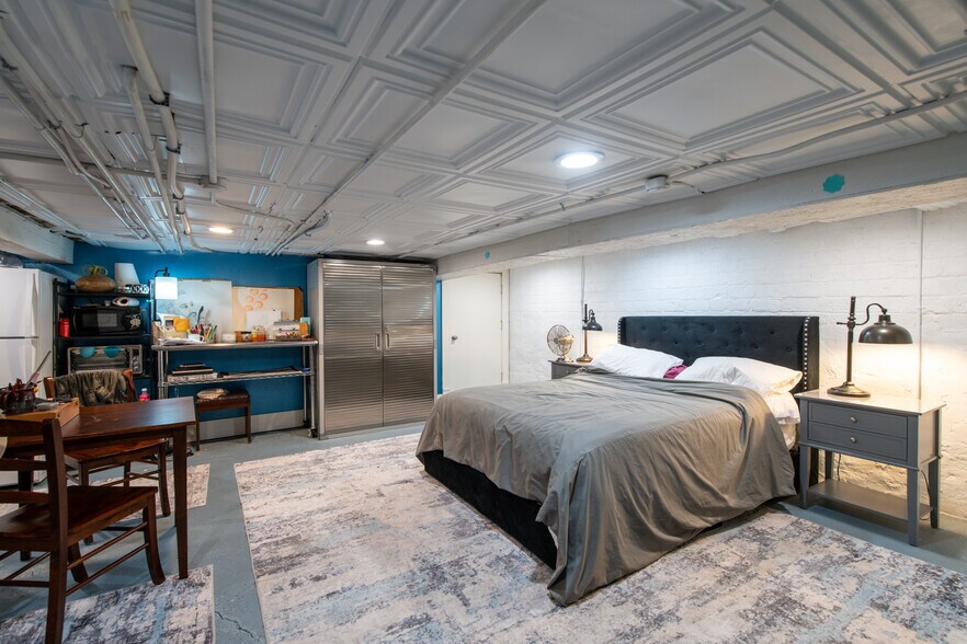 More Photos Of 143 Church Ave, Oshkosh Hospitality For Sale