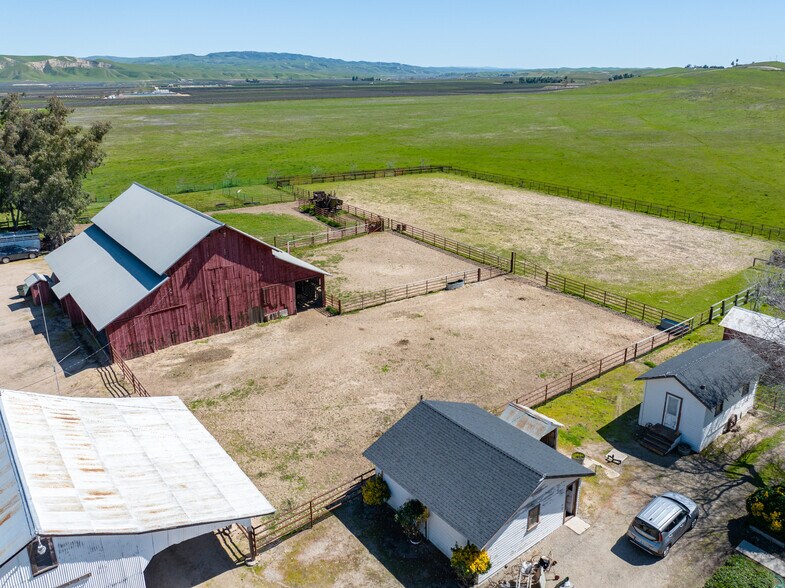 More Photos Of 2500 E Highway 41, Shandon Land For Sale