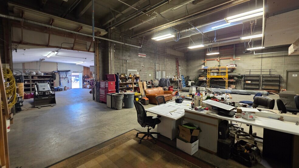 More Photos Of 69-75 Sunflower Rd, Colorado Springs Warehouse For Lease