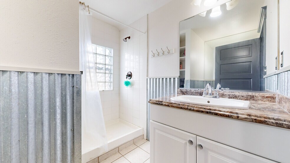 More Photos Of 1825 7th Ave, Greeley Multifamily For Sale