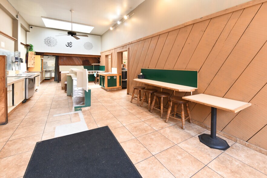 More Photos Of 1829 Euclid Ave, Berkeley Restaurant For Sale