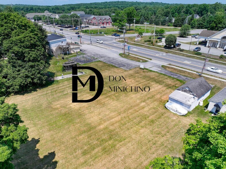 More Photos Of 905 Route 376, Hopewell Junction Storefront For Sale
