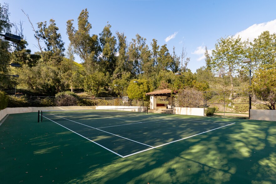 More Photos Of 6914 Solano Verde Dr, Somis Movie Radio TVStudio For Sale