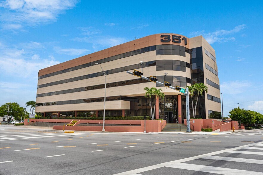 Primary Photo Of 351 NW Le Jeune Rd, Miami Medical For Sale