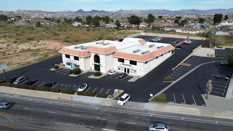Primary Photo Of 14075 Hesperia Rd, Victorville Medical For Sale