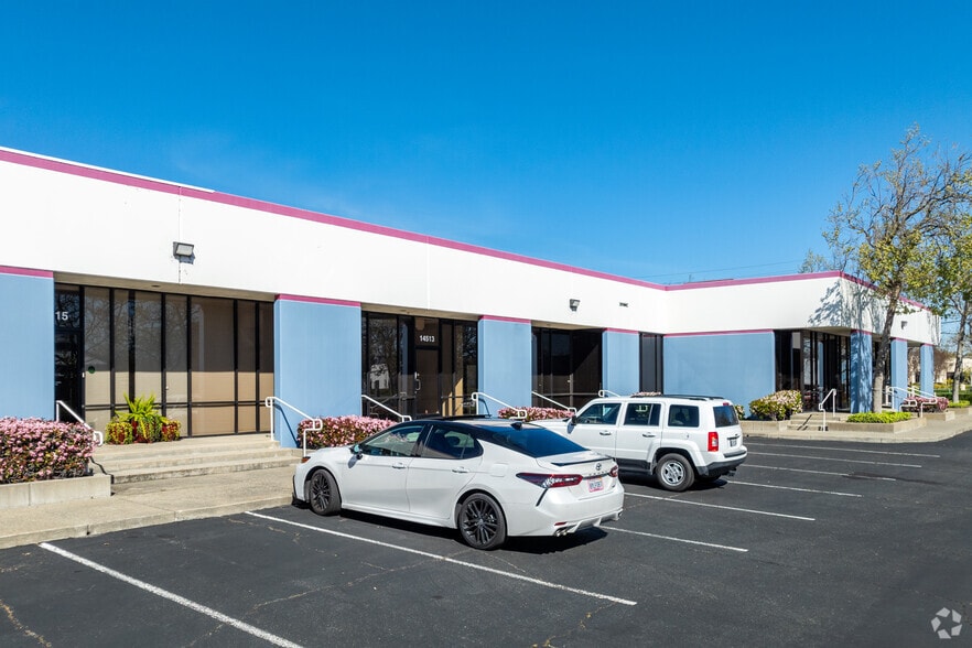 More Photos Of 14501-14655 Catalina St, San Leandro Flex For Sale